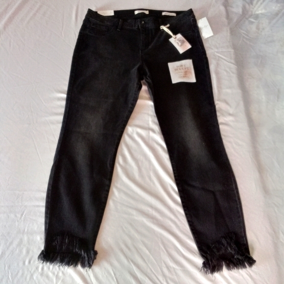 Jessica Simpson Kiss Me Fringe Ankle Skinny Cropped Jeans Pants 32 Black NWT $69 - Picture 1 of 12